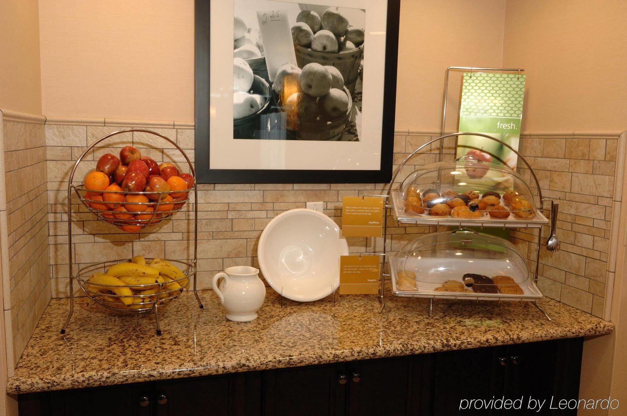 Hampton Inn Watertown Restaurante foto