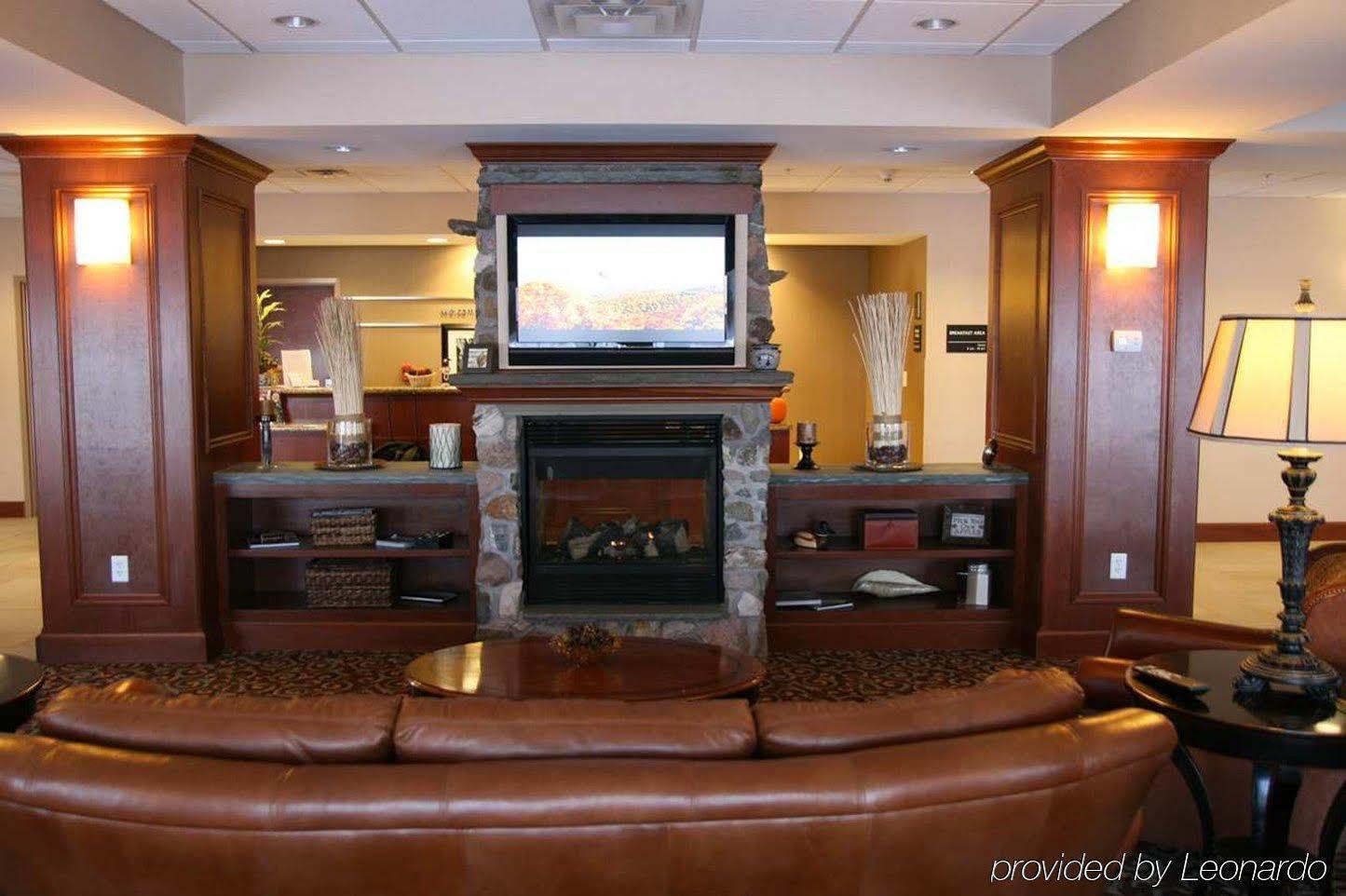 Hampton Inn Watertown Quarto foto