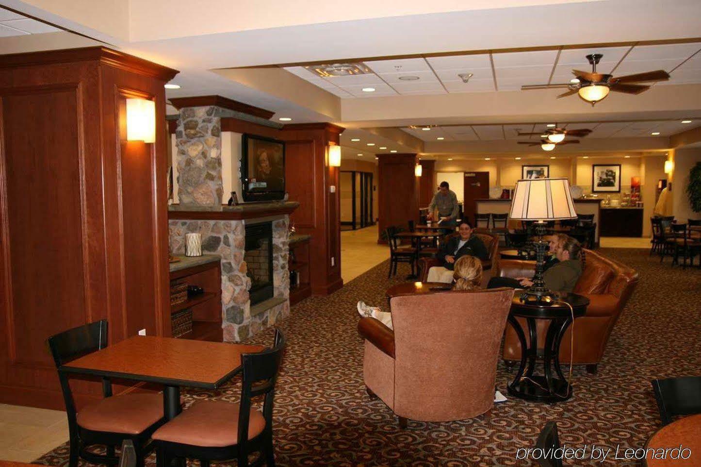 Hampton Inn Watertown Exterior foto